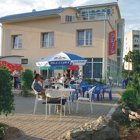 Europe Guesthouse Нарва Экстерьер фото