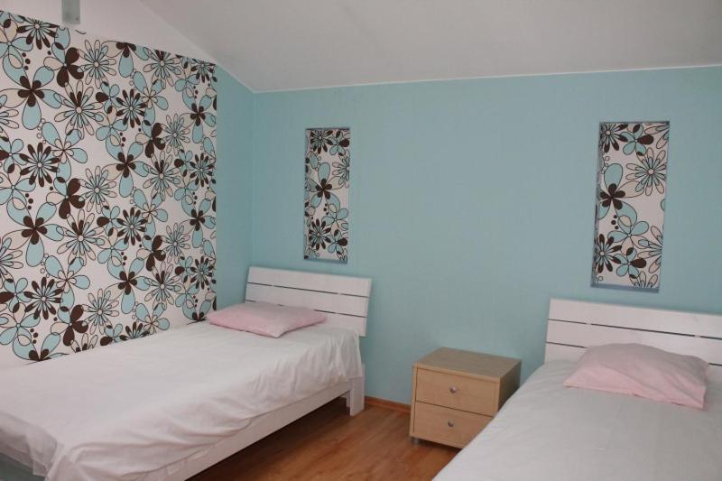Europe Guesthouse Нарва Экстерьер фото